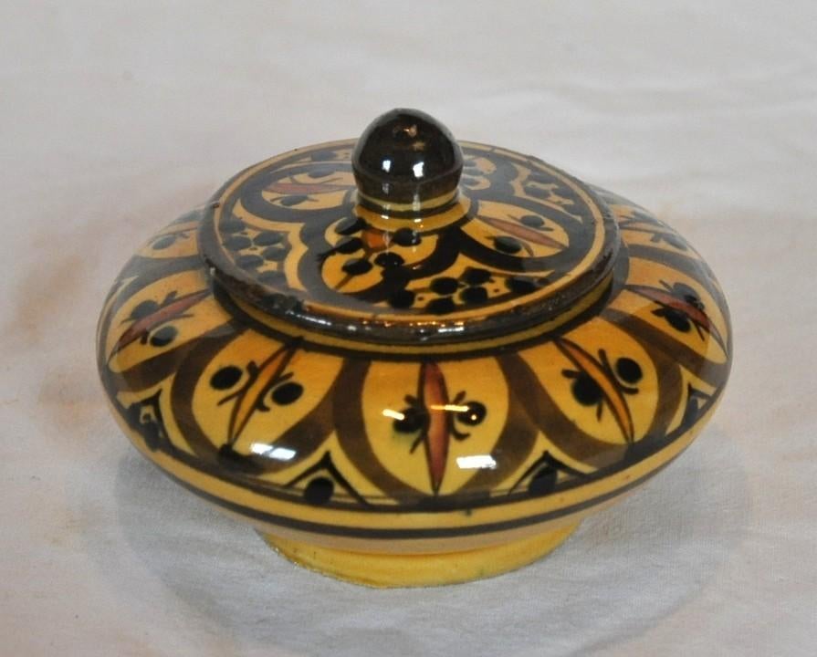 petite bonbonnière decor arabisant jaune et noire, Enlèvement ou Envoi