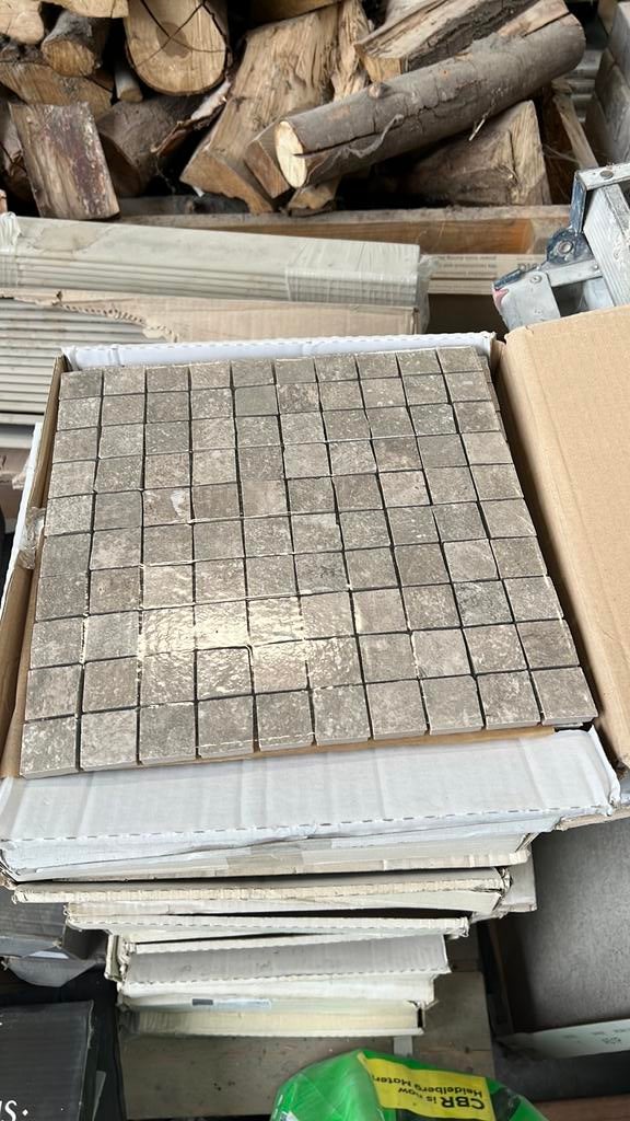 Tegels te koop, Ophalen, Zo goed als nieuw