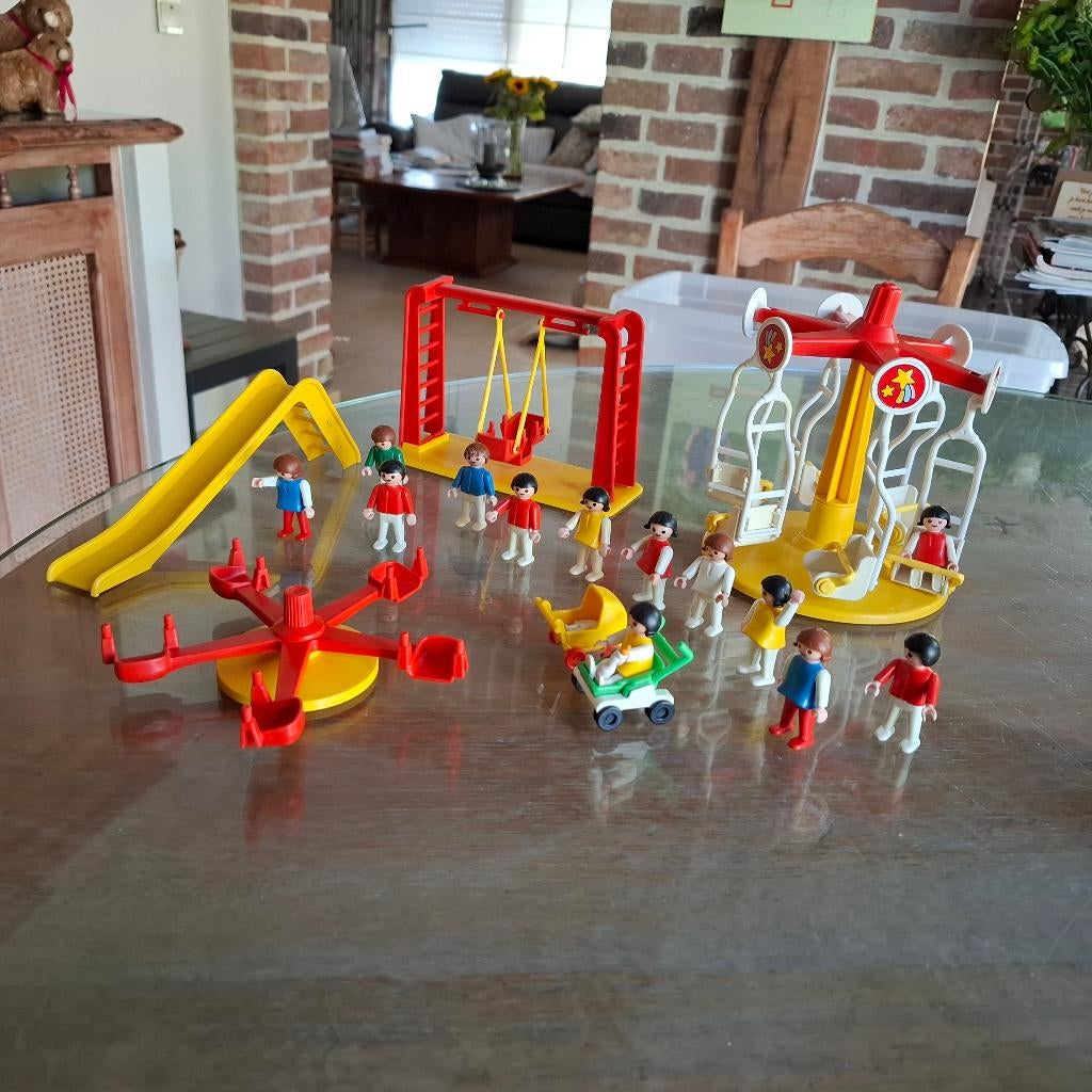 playmobil:  speeltuin en kindjes, Kinderen en Baby's, Speelgoed | Playmobil, Ophalen, Gebruikt