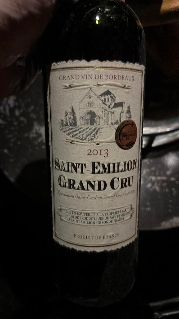 Vin superbe, Enlèvement