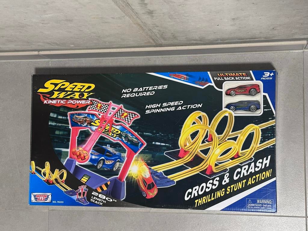 Racebaan met loopings - Als nieuw!, Hobby en Vrije tijd, Ophalen, Nieuw