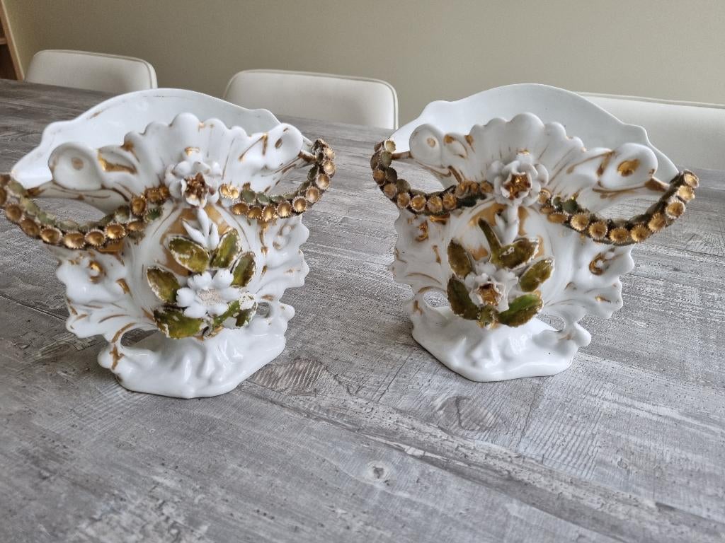 Anciens vases de mariage en porcelaine dorée française, Antiquités & Art, Enlèvement ou Envoi
