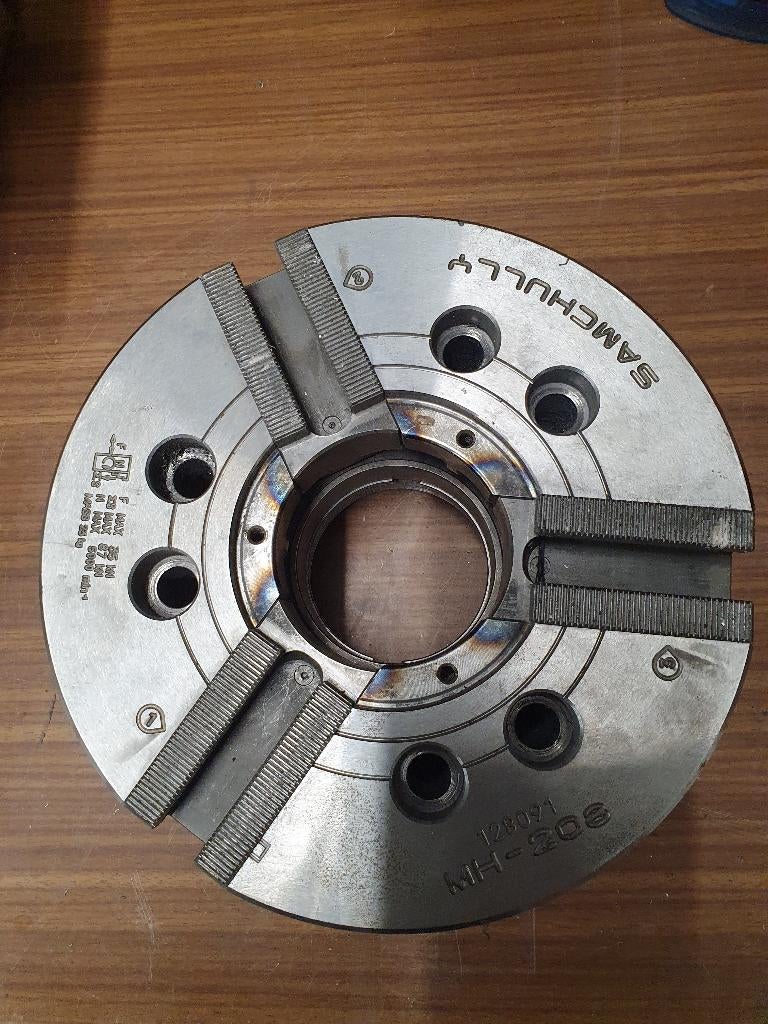 Klauwplaat samchully MH-208 12B091 en toebehoren, Doe-het-zelf en Bouw, Draaibanken, Ophalen of Verzenden, Gebruikt, Metaaldraaibank