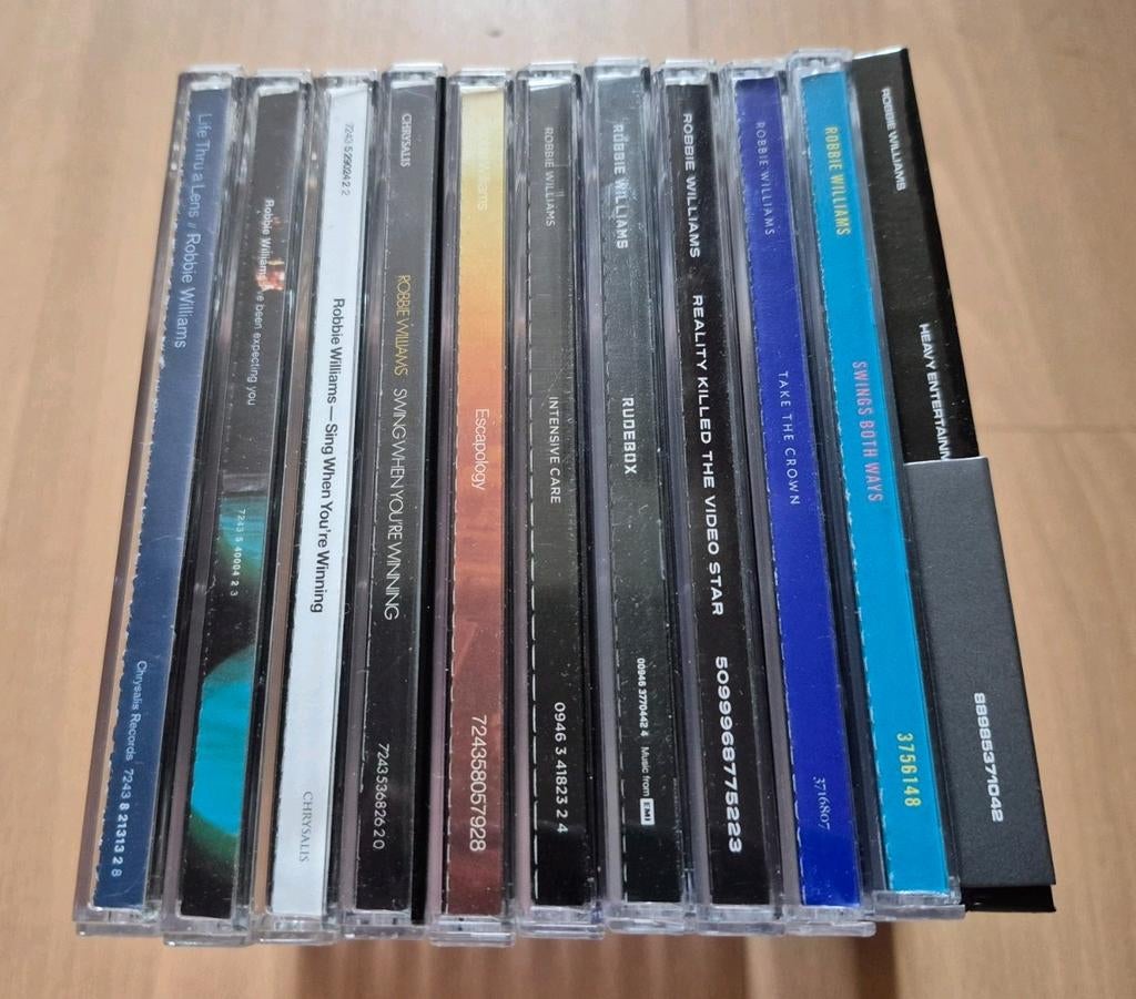 13 cd's van Robbie Williams, Enlèvement ou Envoi, Comme neuf