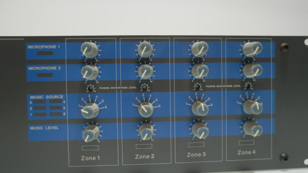 Mixeur multizone Cloud Z4 II, Enlèvement ou Envoi, Comme neuf, Moins de 5 canaux, Entrée micro