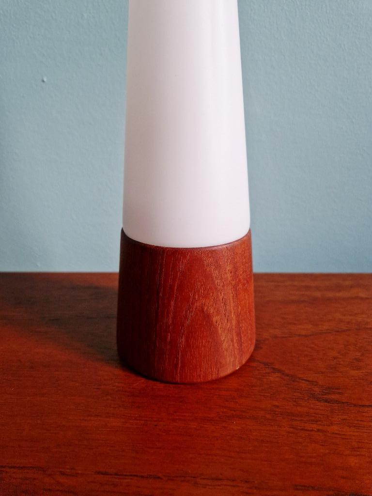 Lampe de table scandinave en teck, Hans-Agne Jakobsson, 1960, Antiquités & Art, Enlèvement ou Envoi
