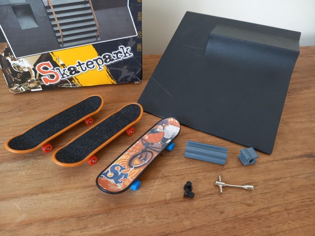 vingerskateboards + ramp/schans - nieuw!!, Enlèvement ou Envoi, Neuf