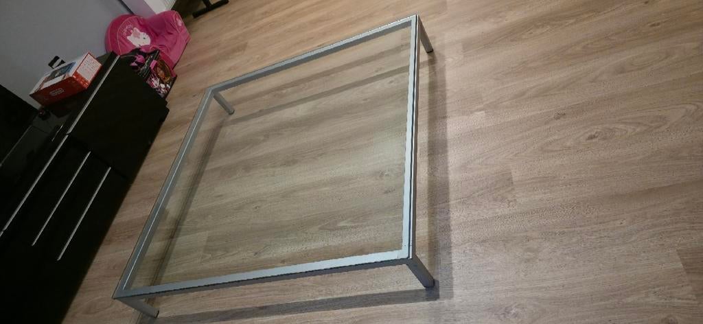 Table basse de salon en verre 120x120 cms, 100 à 150 cm, Carré, Enlèvement, Utilisé