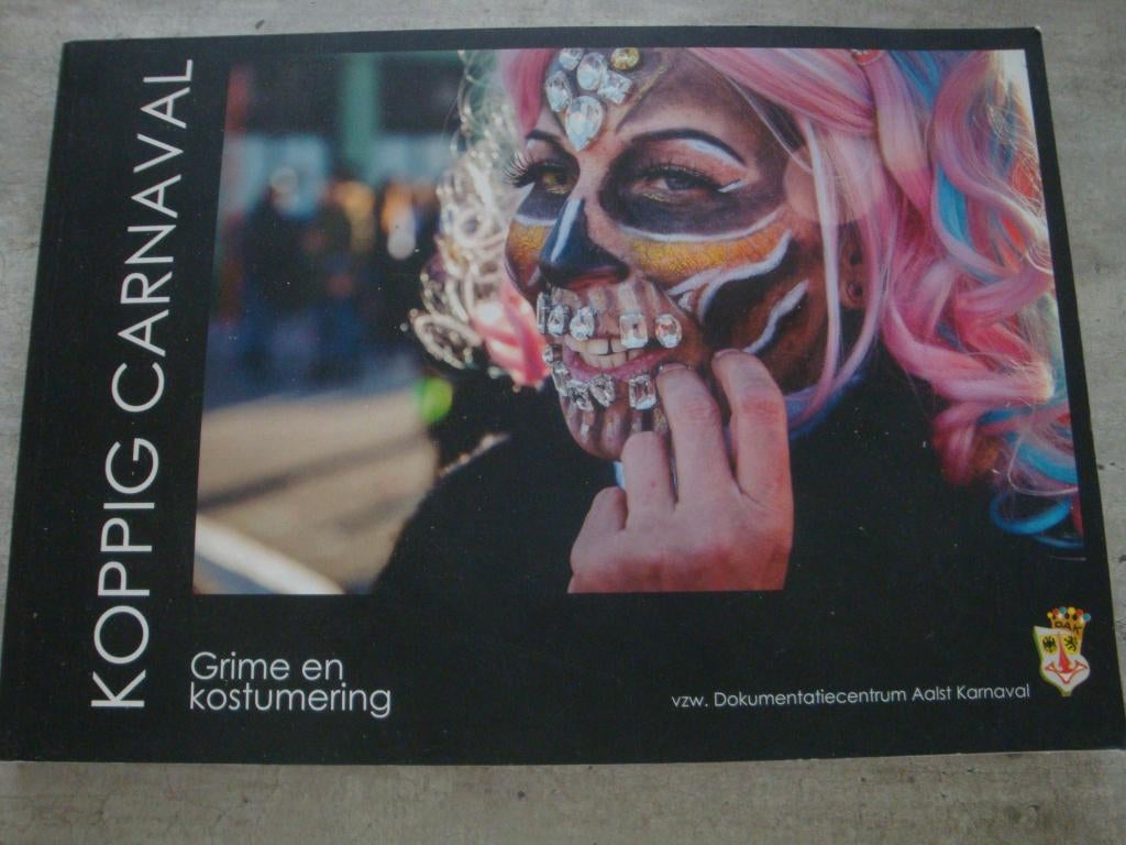 KOPPIG CARNAVAL - GRIME EN KOSTUMERING, Boeken, Ophalen of Verzenden, Gelezen