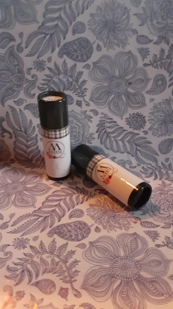 lot de deux rouge a levres miss W numero 119 et 120, Lippen, Nieuw, Ophalen of Verzenden, Make-up