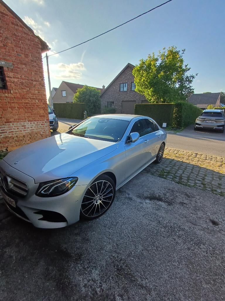Auto Mercedes-Benz E200, Autos, Argent ou Gris, Achat, Série 200, Entreprise