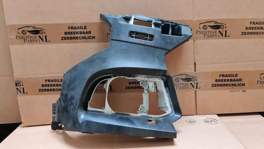 BMW F10 F11 M PAKKET LCI Rechts voorbumper steun Mistlamp, Auto-onderdelen, Carrosserie, Bumper, Voor, Gebruikt, Ophalen of Verzenden