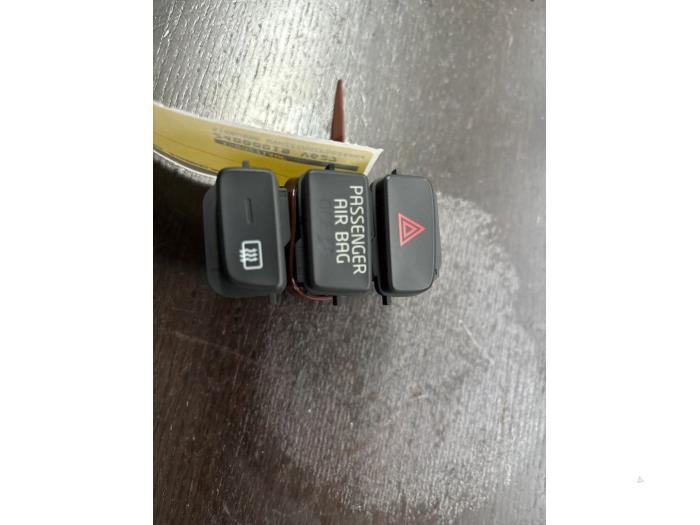 Paniekverlichtings Schakelaar van een Volkswagen UP, Ophalen of Verzenden, 3 maanden garantie, Gebruikt, Volkswagen