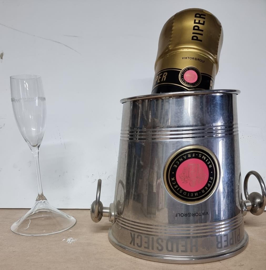 Piper Heidsieck, Viktor en Rolf, Verzamelen, Zo goed als nieuw