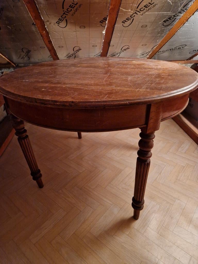 Zeer oude ronde tafel, Antiek en Kunst, Ophalen