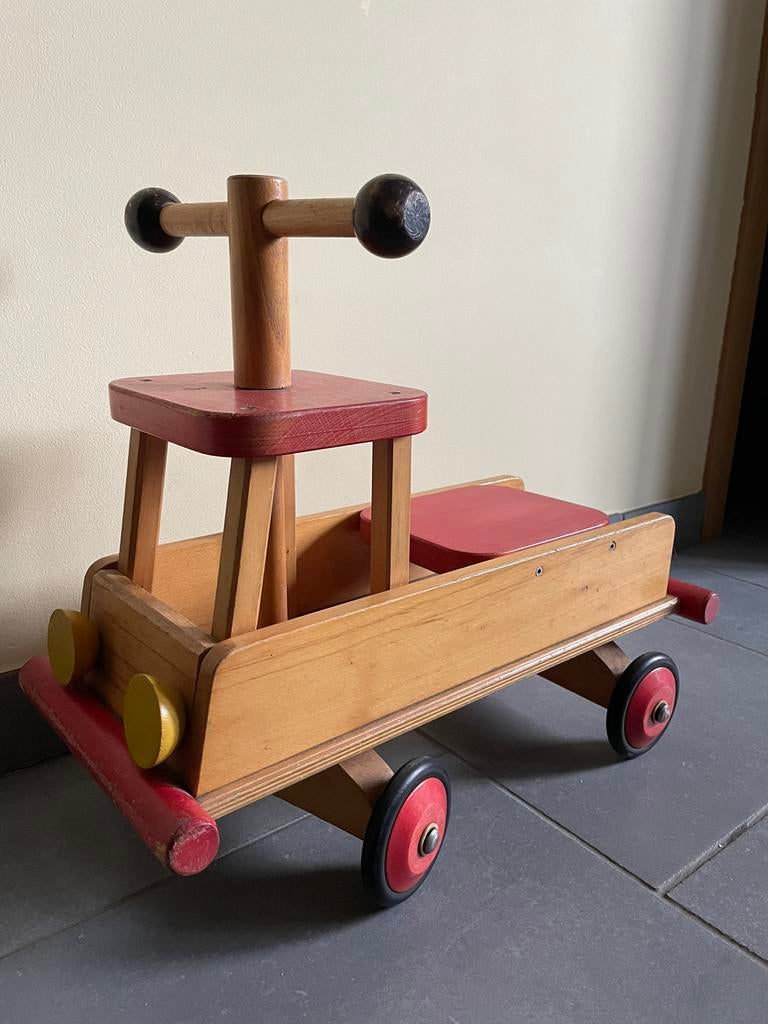 Houten loopauto, Ophalen, Gebruikt