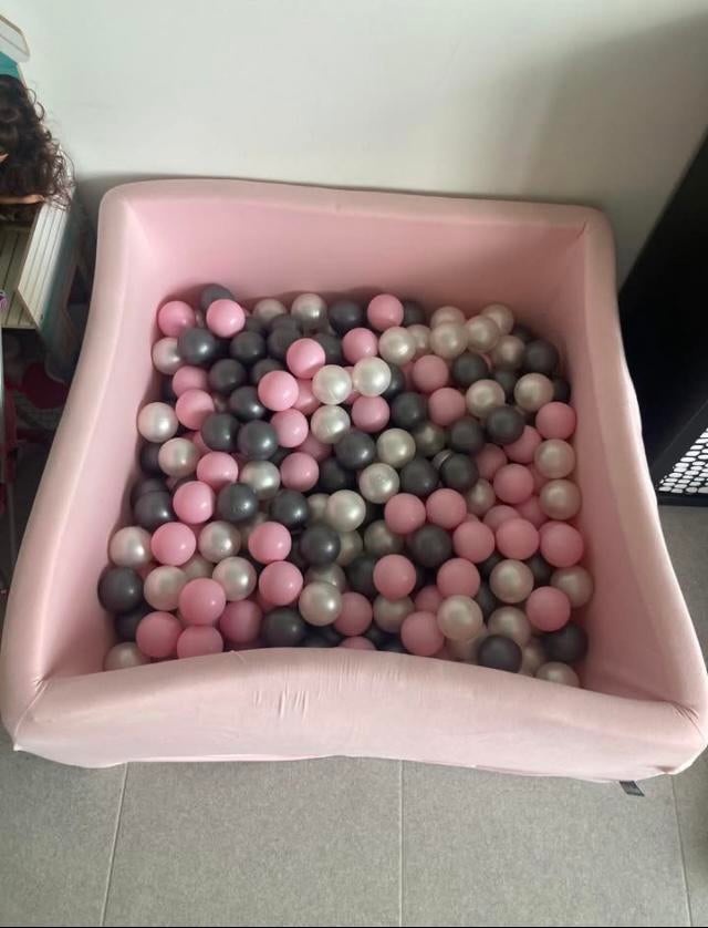 Kiddymoon roze vierkant ballenbad heel goede staat, Kinderen en Baby's, Speelgoed | Overig, Ophalen, Zo goed als nieuw