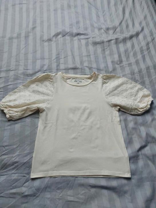 Tshirt met pof mouwen mt 146, Enfants & Bébés, Vêtements enfant | Taille 146, C&A, Enlèvement ou Envoi, Chemise ou À manches longues