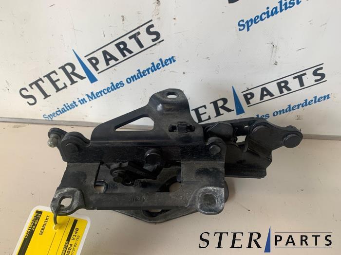 Motorkap Scharnier van een Mercedes SL, Auto-onderdelen, Overige Auto-onderdelen, Mercedes-Benz, Gebruikt, 3 maanden garantie