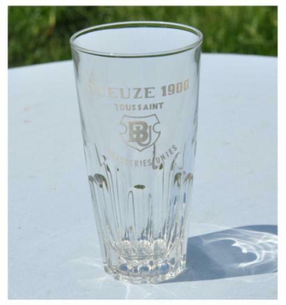 §ancien verre gueuze 1900 toussaint  (n°14), Verzamelen, Ophalen of Verzenden, Zo goed als nieuw, Glas of Glazen, Overige merken