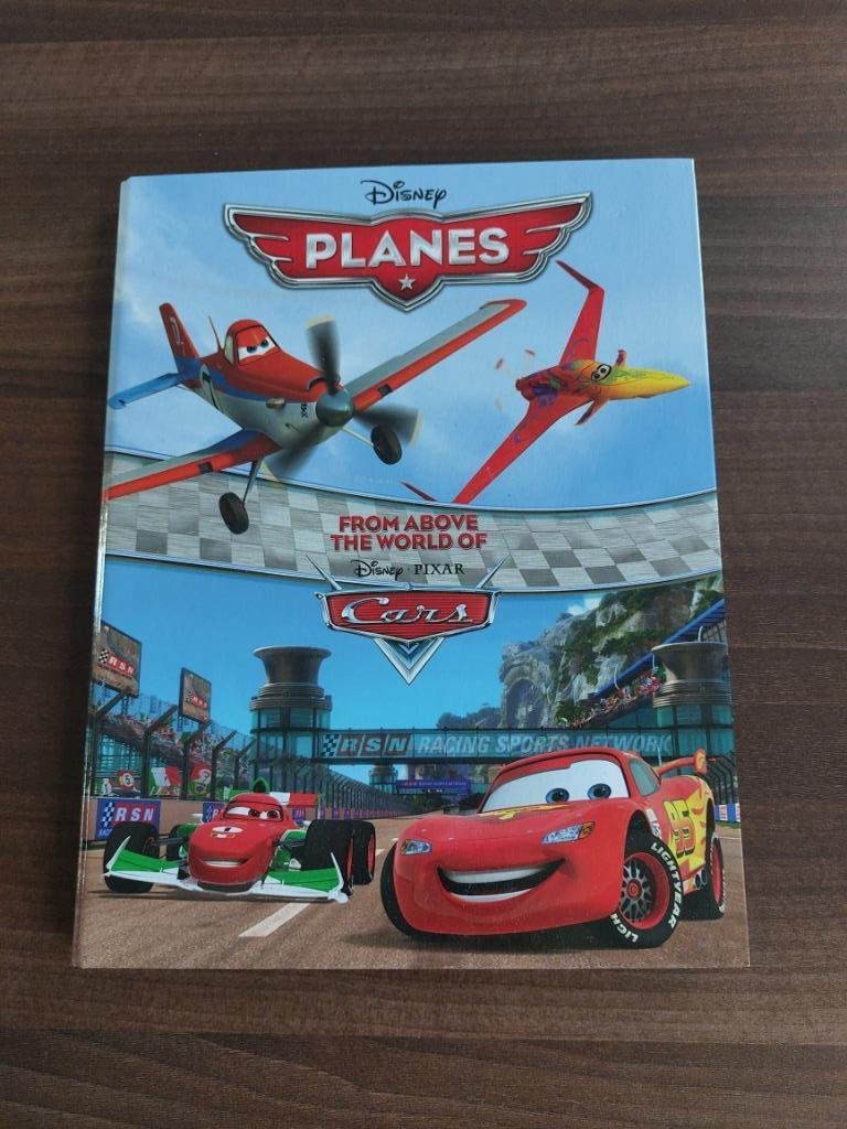 Classeur Cars Planes Disney complet, Enlèvement ou Envoi, Autres personnages, Comme neuf, Papier, Carte ou Papeterie