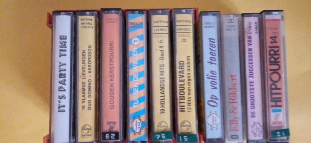 Série 2 :muziekcassetjes, Ophalen, Zo goed als nieuw