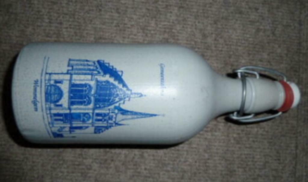 # stenen fles / kruik GEMEENTEHUIS WOMMELGEM ~ KEERSE TRIPEL, Verzamelen, Ophalen of Verzenden, Gebruikt, Flesje(s), Overige merken