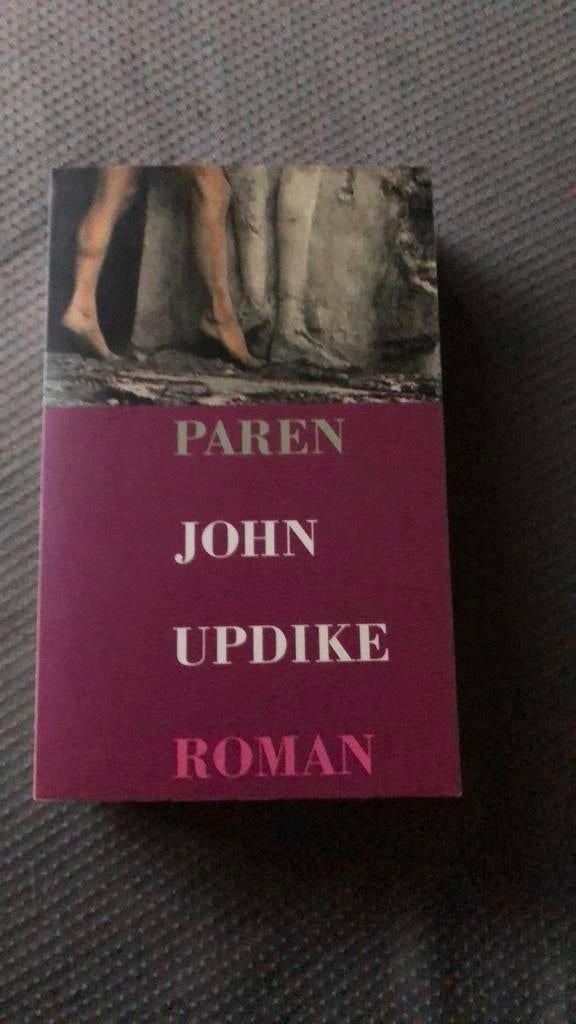 Paren. John Updike, Ophalen of Verzenden, Zo goed als nieuw