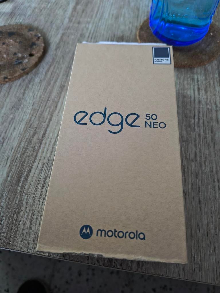Smartphone motorola edge 50 neo, Telecommunicatie, Ophalen, Zo goed als nieuw