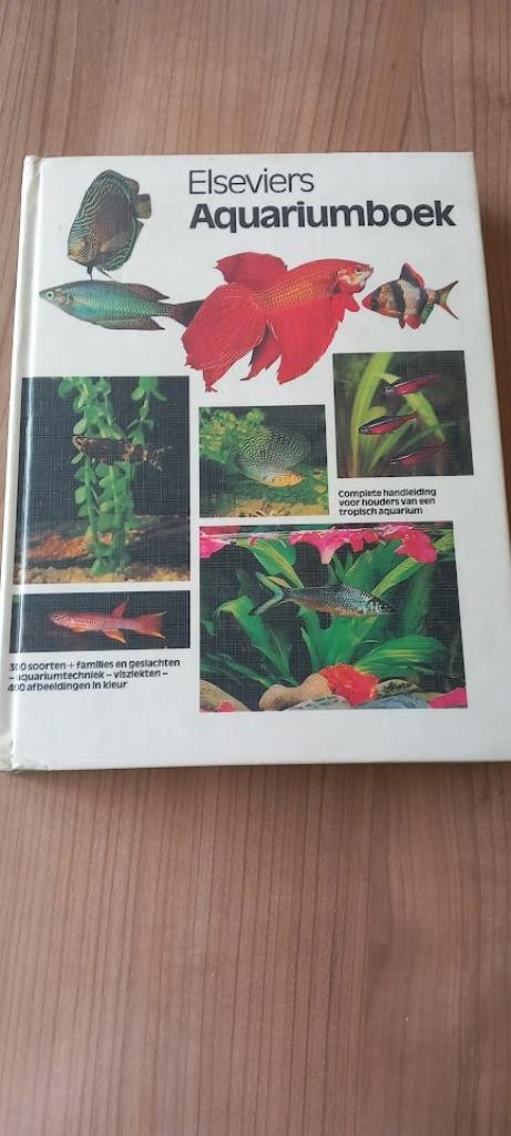 Elseviers Aquariumboek. 251 bladzijden., Boeken, Dieren en Huisdieren, Ophalen of Verzenden, Zo goed als nieuw, Vissen, Elsevier