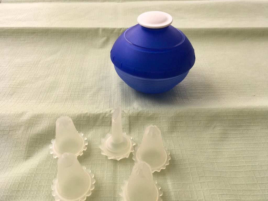 Tupperware - boule de garniture, Maison & Meubles, Enlèvement, Comme neuf, Bleu, Autres types