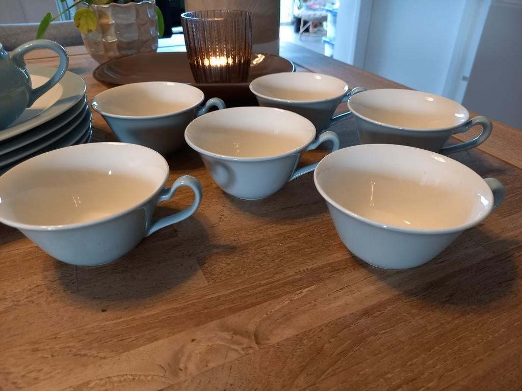 Petrus Regout made in Holland tassen en melkkannetje, Enlèvement ou Envoi