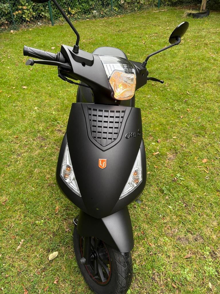 La souris City S, Fietsen en Brommers, Scooters | Piaggio, Zo goed als nieuw, Overige modellen, Klasse B (45 km/u), Benzine, Ophalen