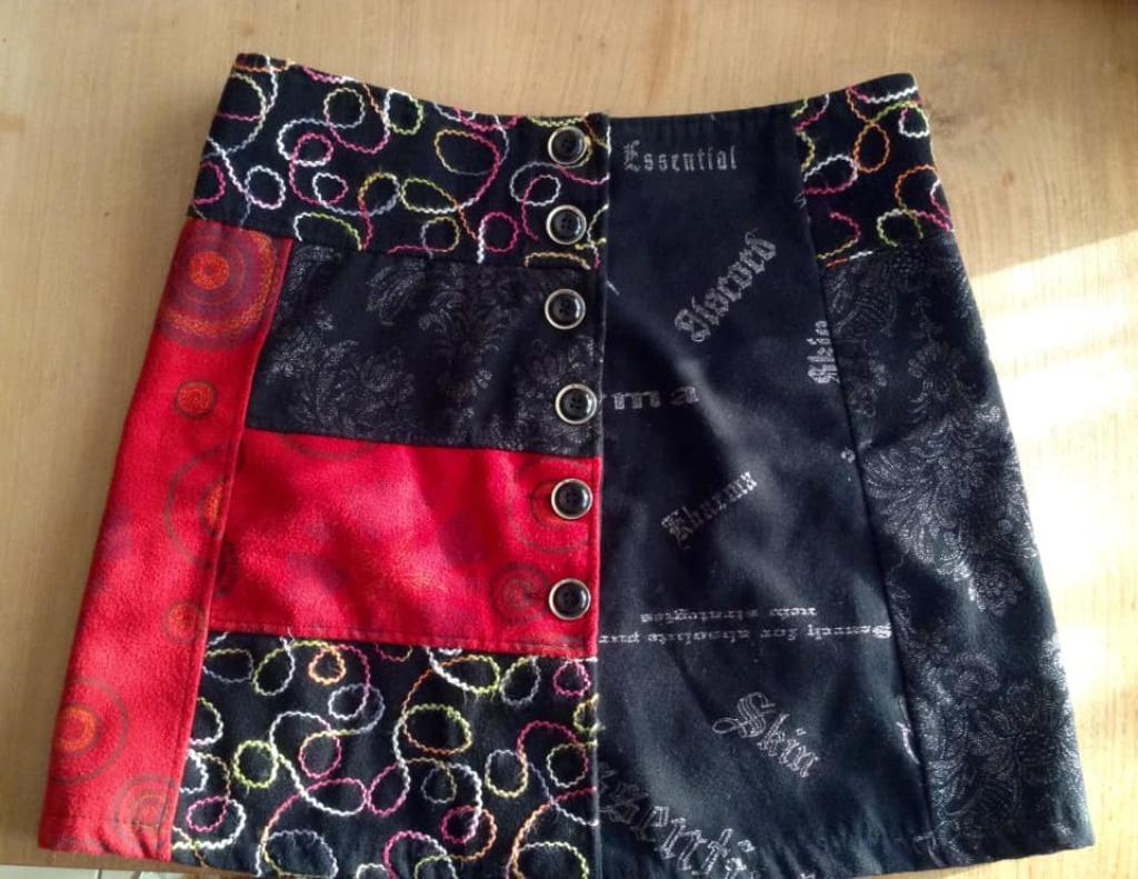 Jupe desigual en laine XL/XXL, Taille 46/48 (XL) ou plus grande, Enlèvement ou Envoi, Au-dessus du genou, Comme neuf