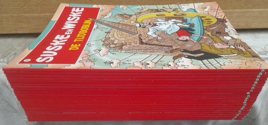 suske en wiske met hertekende of nieuwe cover, Plusieurs BD, Envoi, Comme neuf, Willy Vandersteen