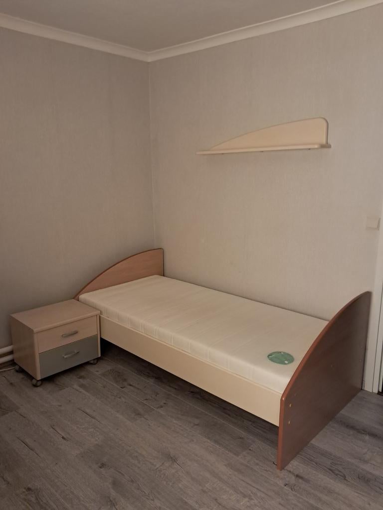 Complete kinderkamer, Ophalen