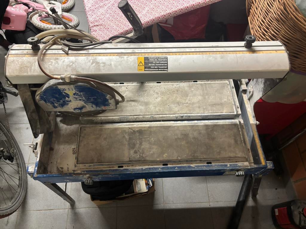 Carat tegelzaagmachine, Doe-het-zelf en Bouw, Ophalen, Gebruikt