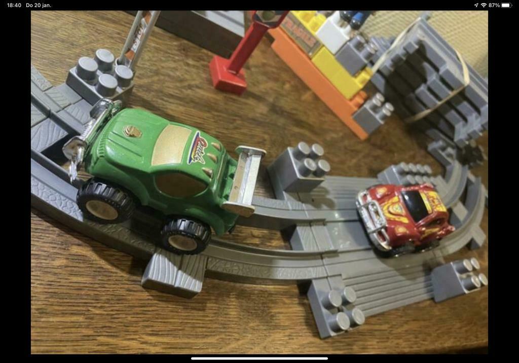 MEGABLOCKS TREINSPOREN BOUWSET, Ophalen of Verzenden