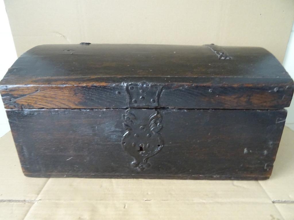 18e eeuw of 19e eeuw antieke kist antieke grote houten kist, Antiek en Kunst, Ophalen of Verzenden