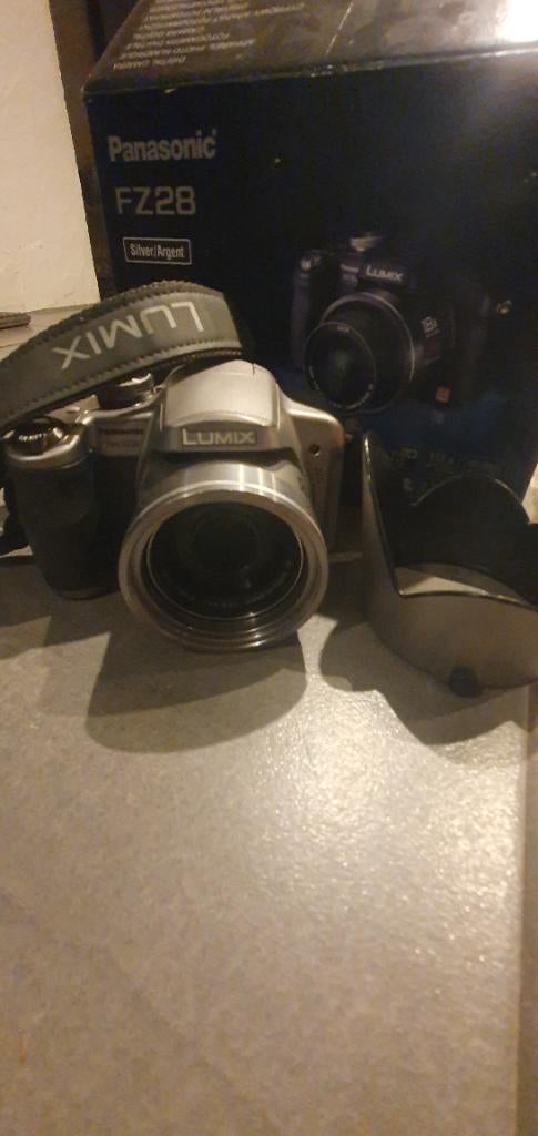 Panasonic Lumix DMC-FZ28, 10 Mégapixel, Autres Marques, Compact, Enlèvement