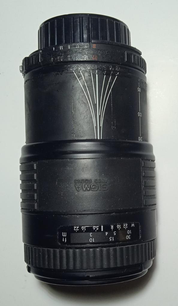 Objectif zoom vintage Sigma UC MF 70-210 mm F=4,0-5,6, Enlèvement ou Envoi, Utilisé, Objectif macro, Zoom