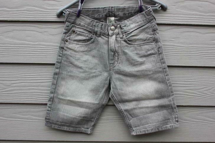 Bermuda en jeans gris (10/11 ans), Enlèvement ou Envoi, Utilisé, Garçon, Pantalon