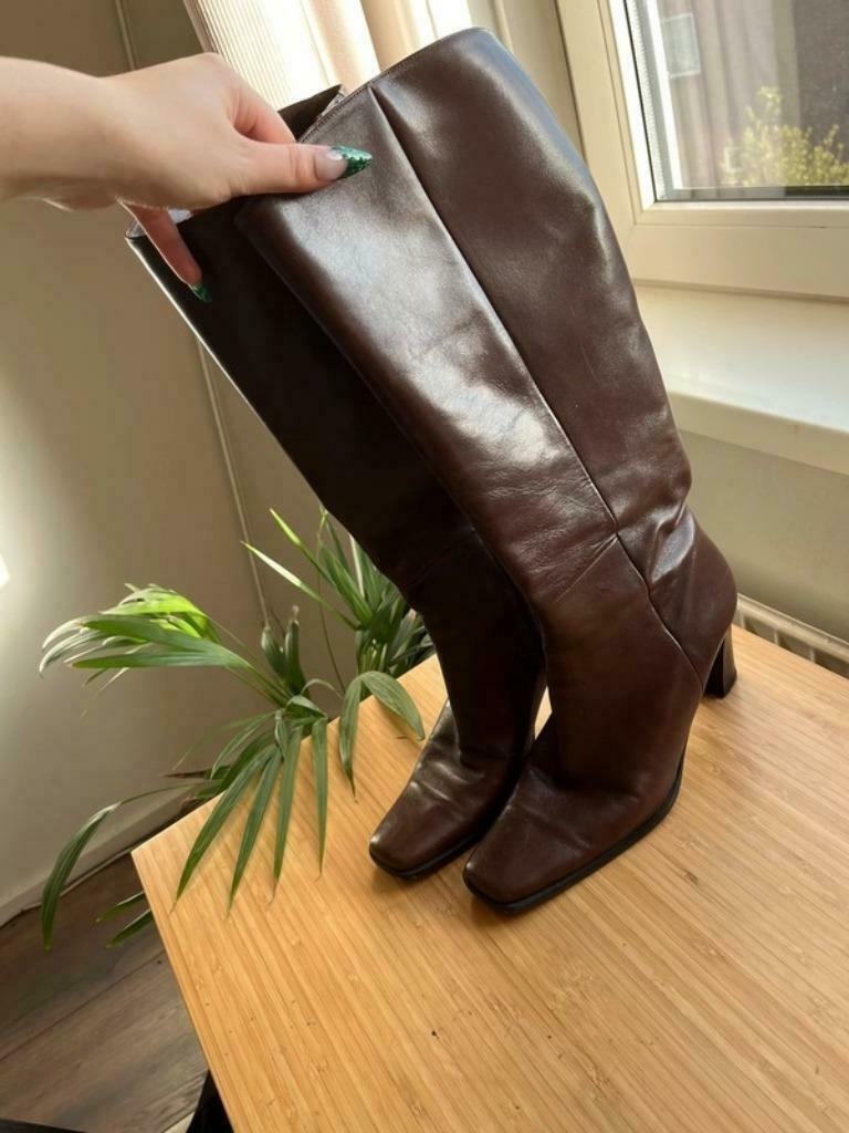 Gratis verzenden mooie luxe bruine leren 90s vintage laars38, Kleding | Dames, Schoenen, Hoge laarzen, Bruin, Verzenden, Zo goed als nieuw