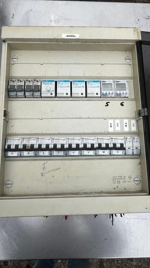 Elektrische verdeelkast 24 groepen met aardlekautomaten, Doe-het-zelf en Bouw, Elektriciteit en Kabels, Ophalen, Gebruikt, Overige typen