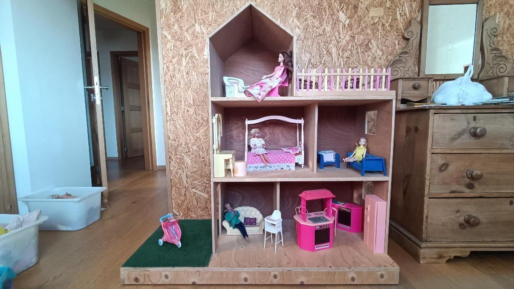 Maison Barbie en bois, Enlèvement, Utilisé, Maison de poupées
