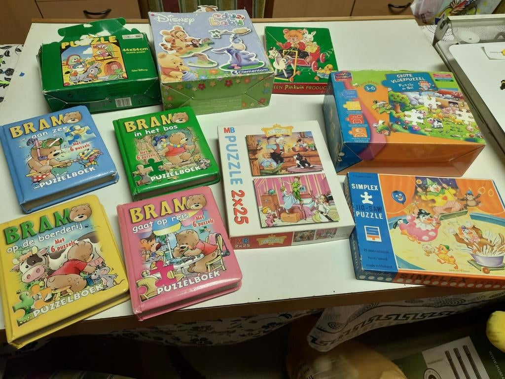 Kinderpuzzels en boekjes 4€ voor alles, Ophalen, Gebruikt