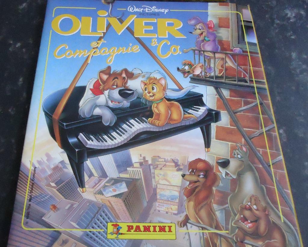 ALBUM D'AUTOCOLLANTS PANINI DISNEY OLIVER AND CO Complet, Enlèvement ou Envoi, Comme neuf, Autocollant