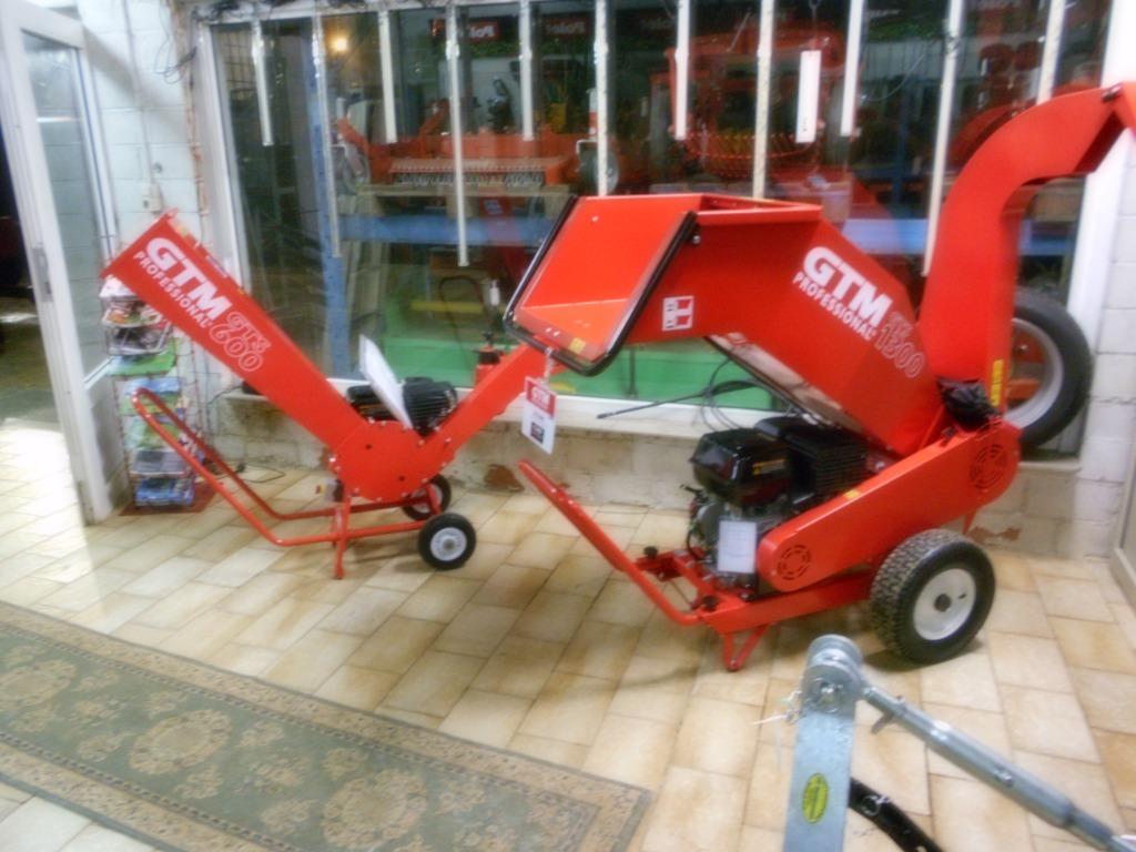 Houthakselaar GTM 1300  op stock, Ophalen, Nieuw