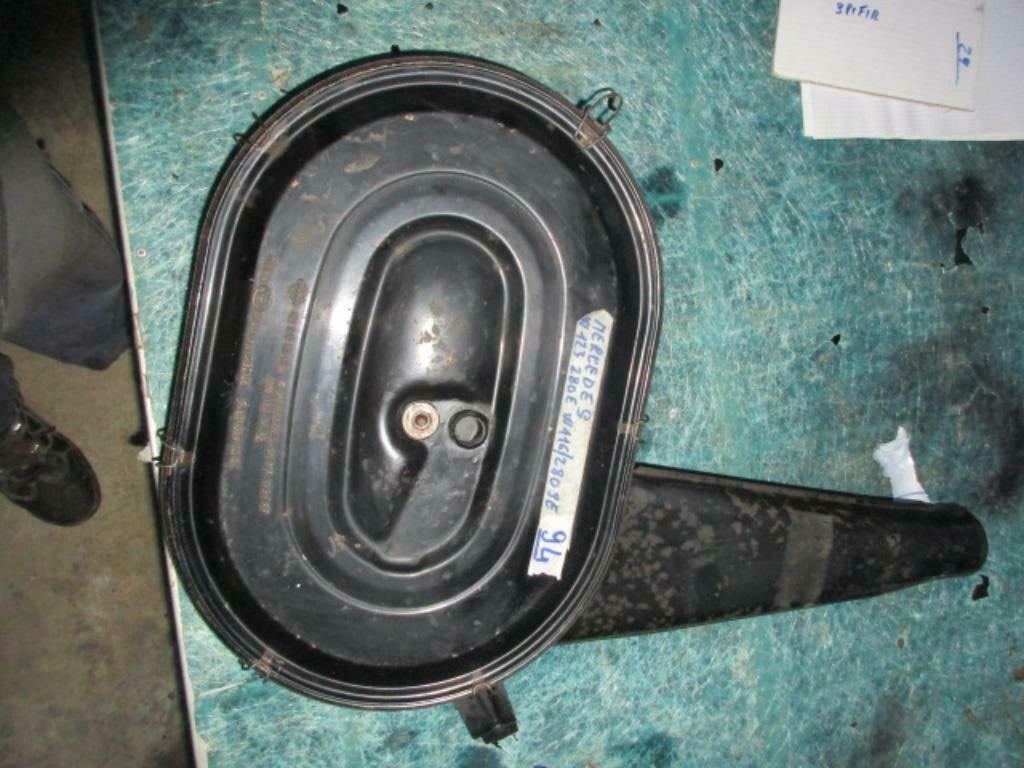 Mercedes 280E/SE luchtfilterhuis, Ophalen of Verzenden, Gebruikt, Mercedes-Benz