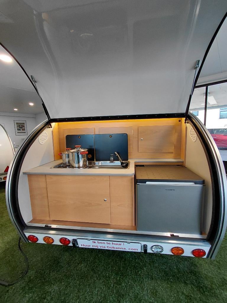 Location de petites caravanes Gobanna 1500 Brake Belgique, Caravanes & Camping, Autres marques, Lit Queen size, Jusqu'à 4 m, Auvent